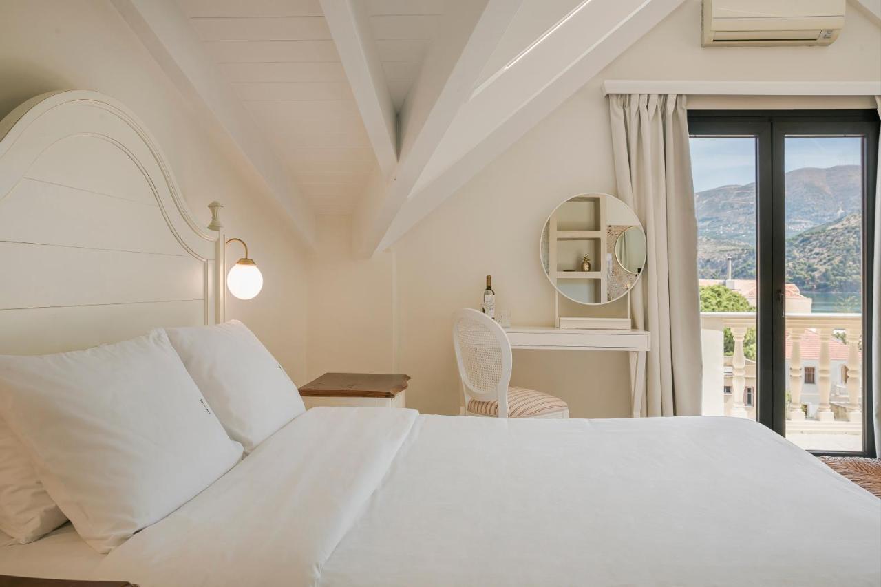 Alley Boutique Hotel And Spa Аргостолион Екстериор снимка
