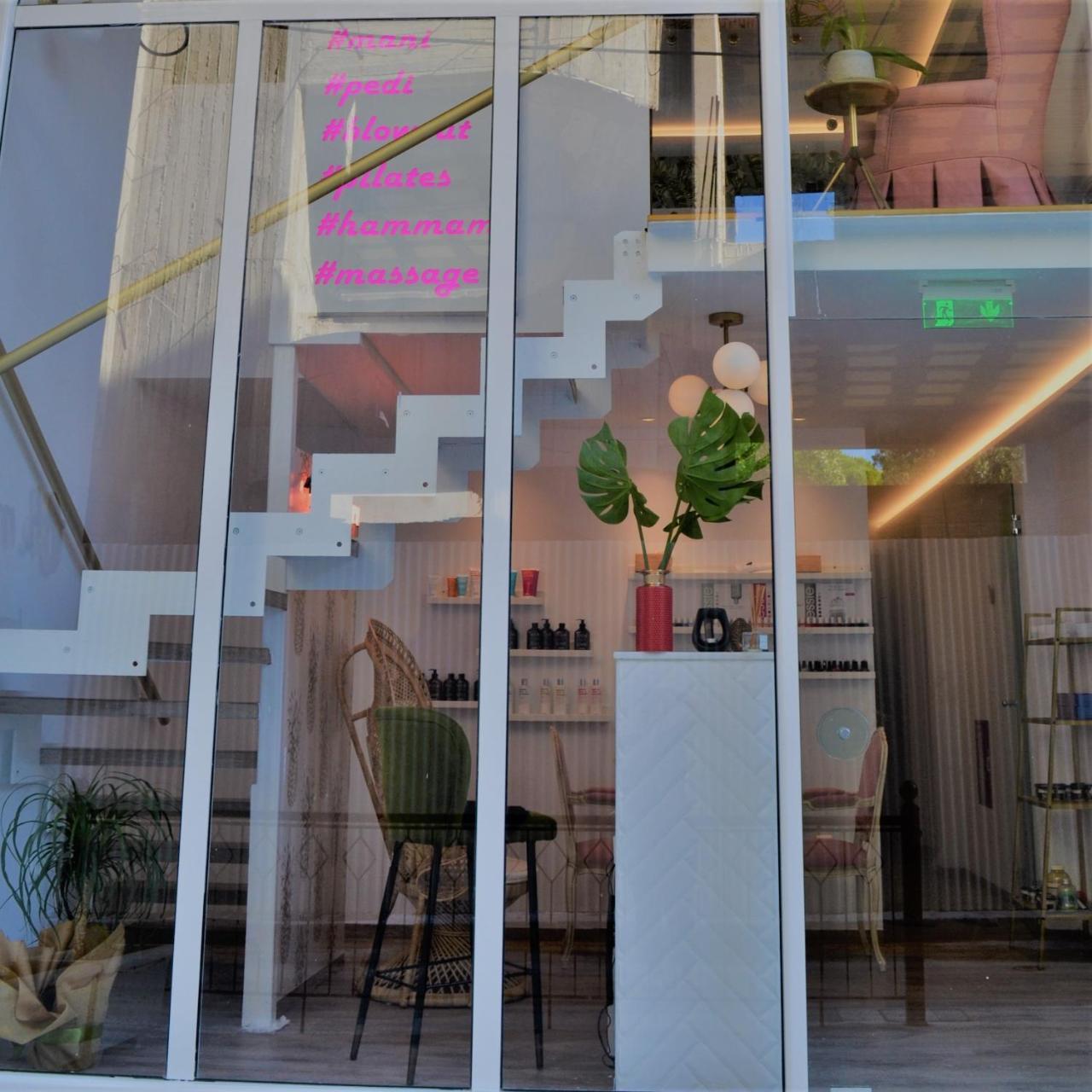 Alley Boutique Hotel And Spa Аргостолион Екстериор снимка